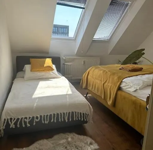 V Centre S Vyhladom Na Hrad A Parkovanim Appartement